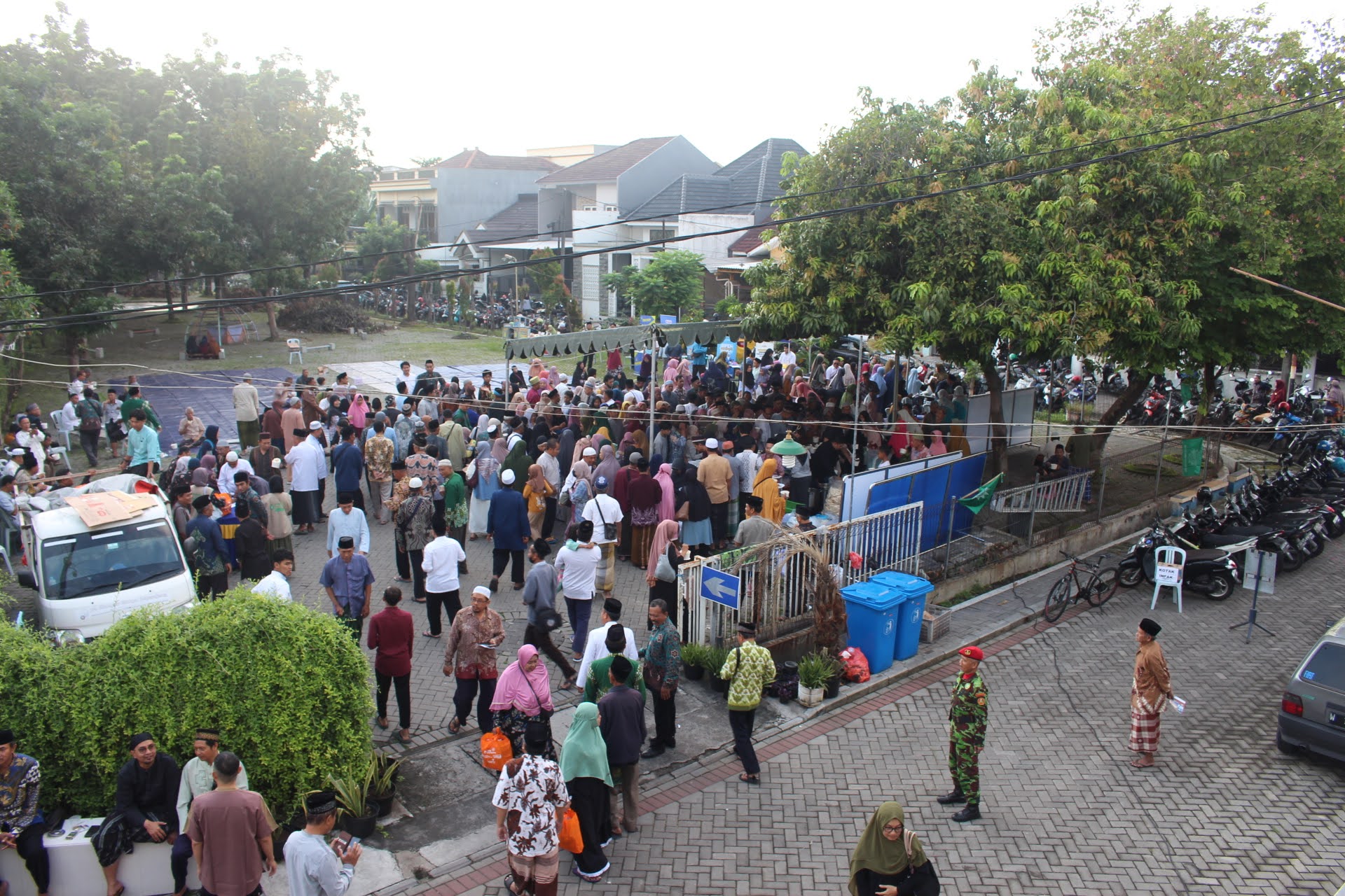 Makan bersama kajian subuh