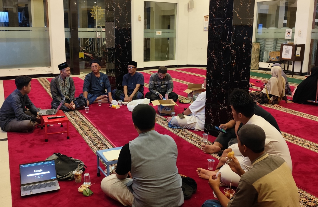 Kolaborasi masjid al dakwah dan warga geluran wujudkan perbaikan jalan kuto 20251111 124338 0000